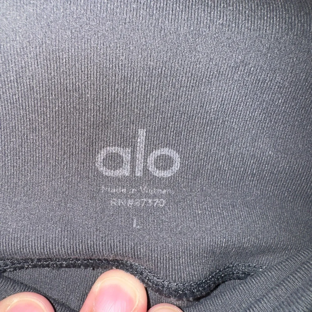Women’s Alo Large Anthracite Outfit